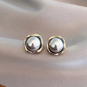 NOEMI | BLACK PEARL EARRINGS